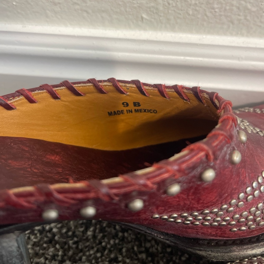 Old Gringo Burgundy Studded Leather Heeled Boots - Picture 4 of 12